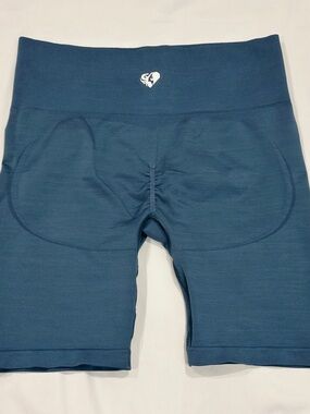 Women’s Best Seamless High-Waist Bike Shorts in Teal Blue